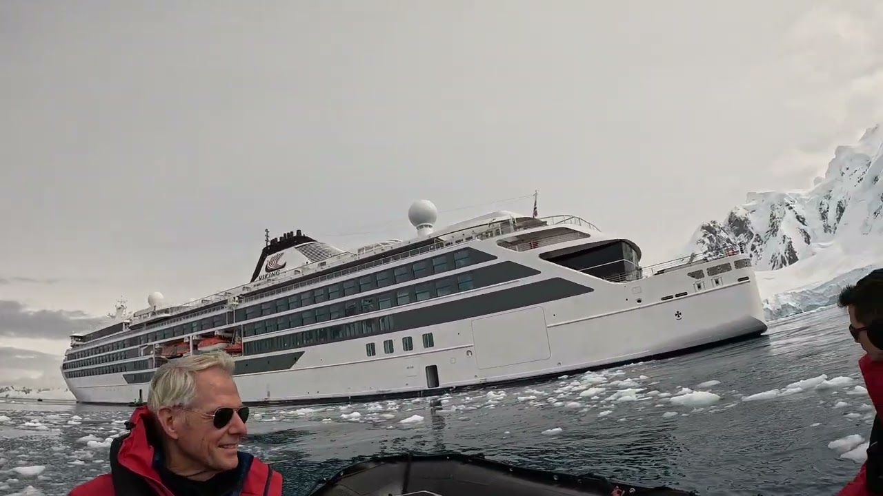 How Viking Polaris keep ice from forming around the ship