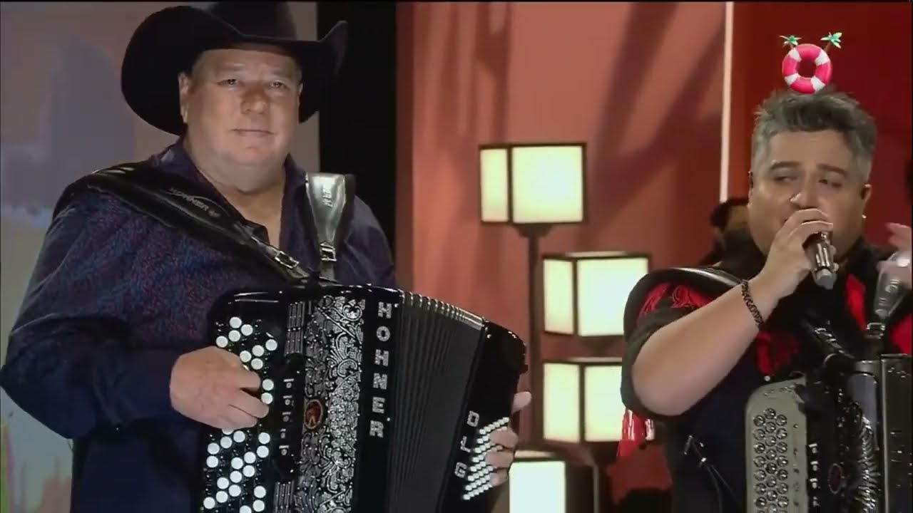 El Plan x David Lee Garza - Poquito a poco - (Ven Acá, en vivo, CDMX)