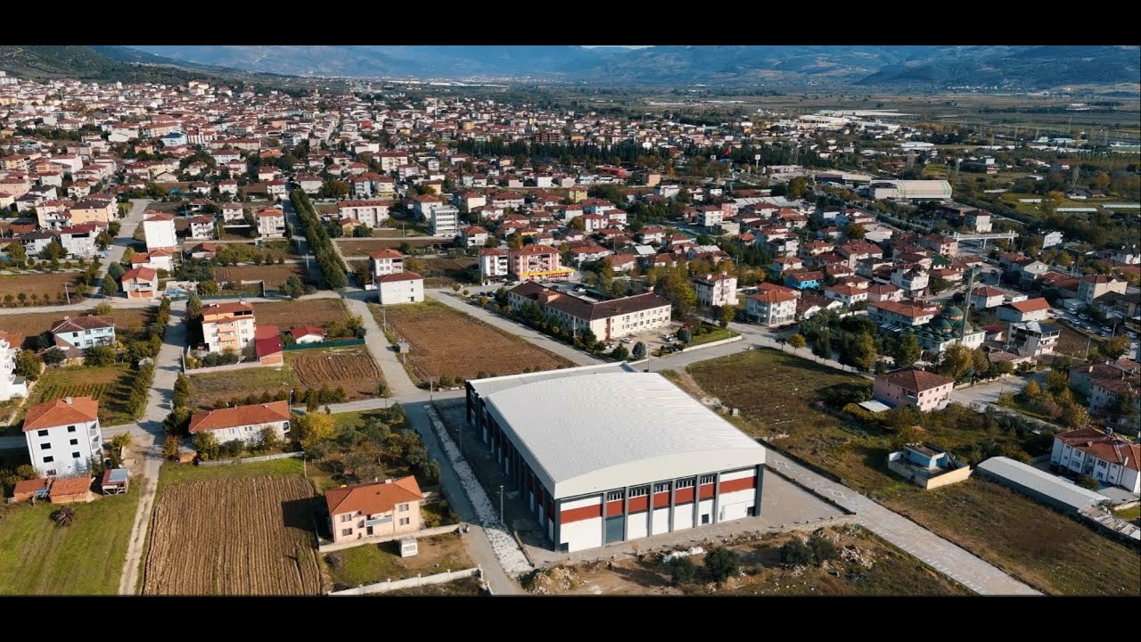 Pamukova Kapalı Spor Salonu