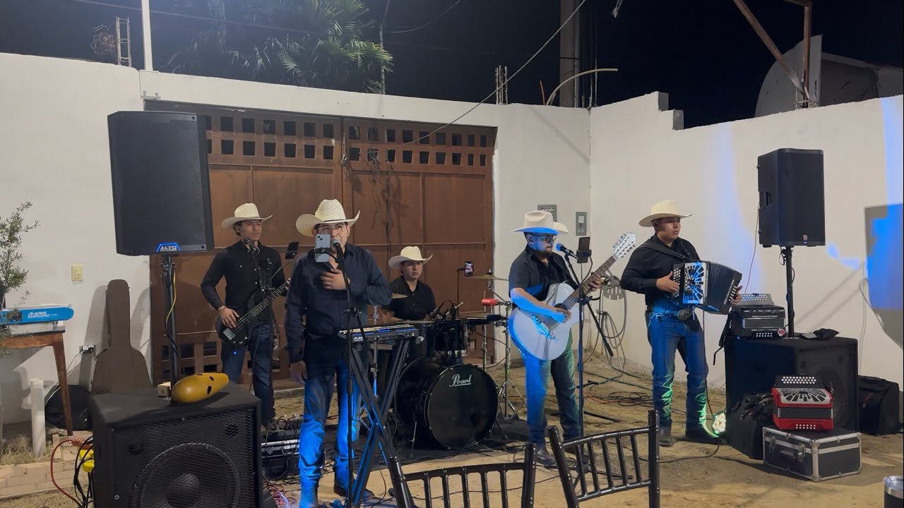 Rey De Mil Coronas - Cover (Desde Los Eventos)