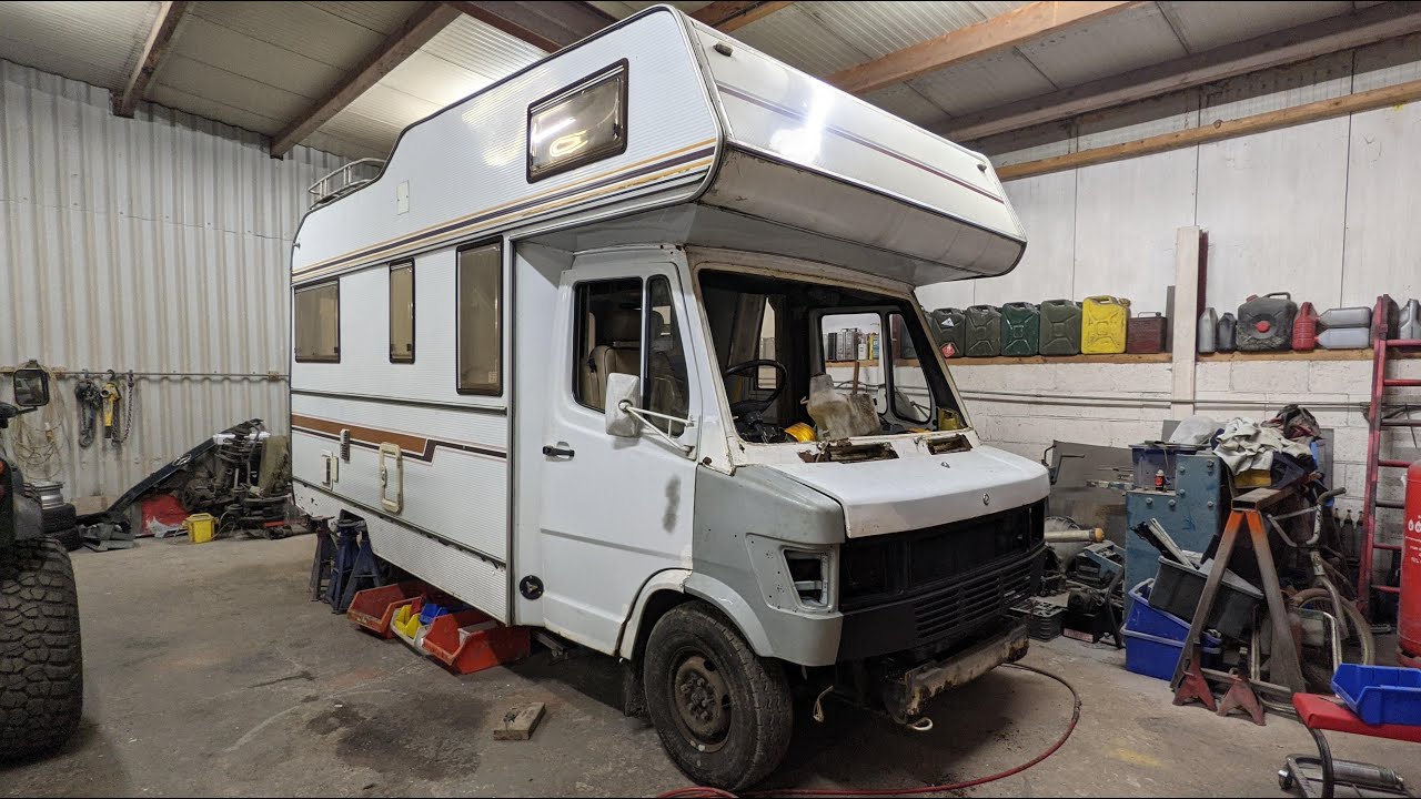 Mind the Gap! Cab Repair Work Begins - '83 208D T1 Resto-Mod - Episode 2