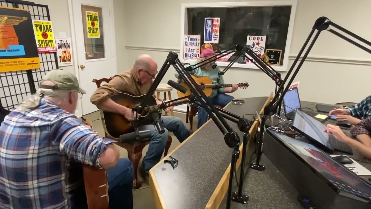 David Ferguson, Pat McLaughlin, Mark Howard &ldquo;My Autumns Done Come&rdquo; with George Hamilton V 11/12/23