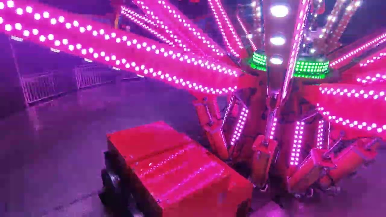 Růžencová pouť Uherský Brod 2025 Atrakce Jumper ON RIDE