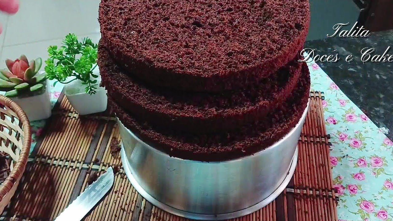 Massa Chiffon de Chocolate Perfeita para Bolos de aniversário (20x10)