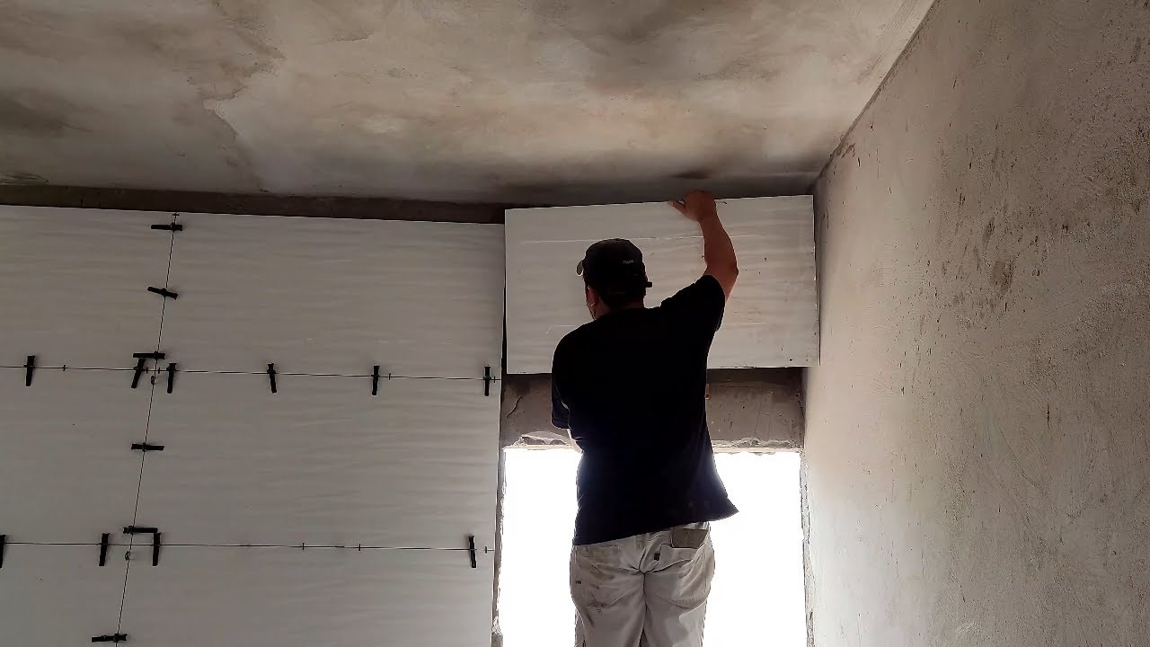 Olha essa gambearra!Como colocar revestimento em cima da porta.