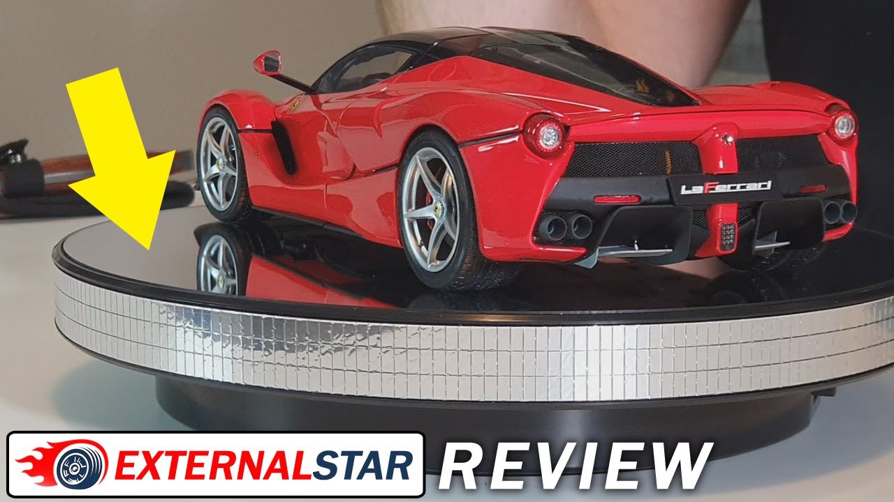 Review: Mirrored turntable for model cars + Diecast model of 2020 likely winner BBR Laferrari
