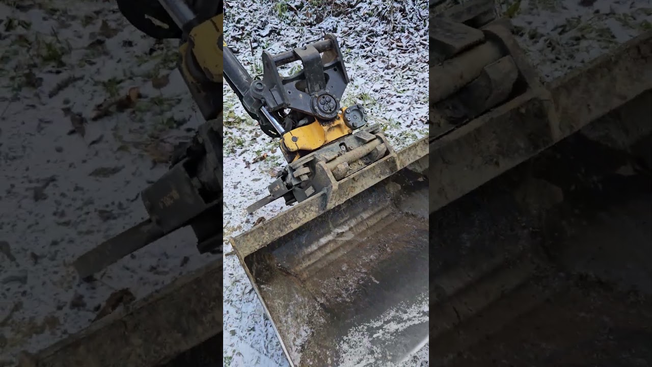 Bager TAKEUCHI TB370 + nakl&aacute;pac&iacute; rot&aacute;tor ENGCON EC206