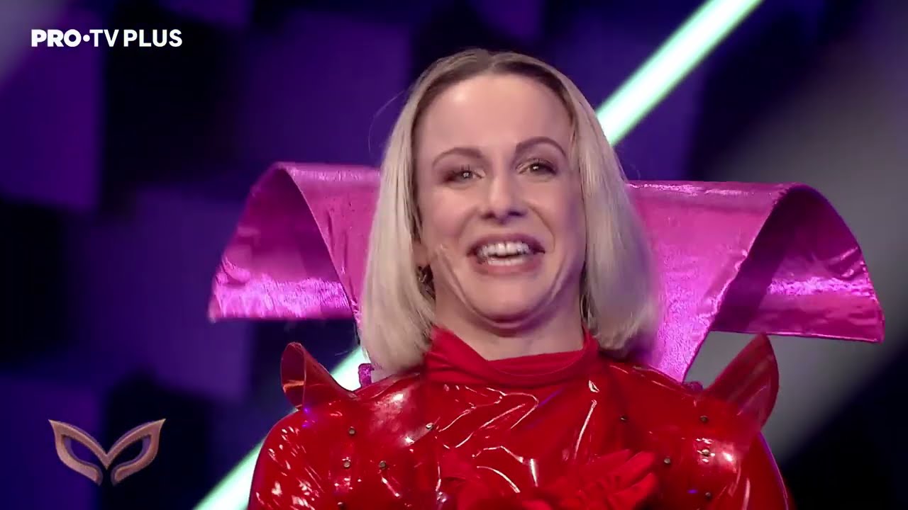 Sandra Izbașa și parcursul său la Masked Singer România