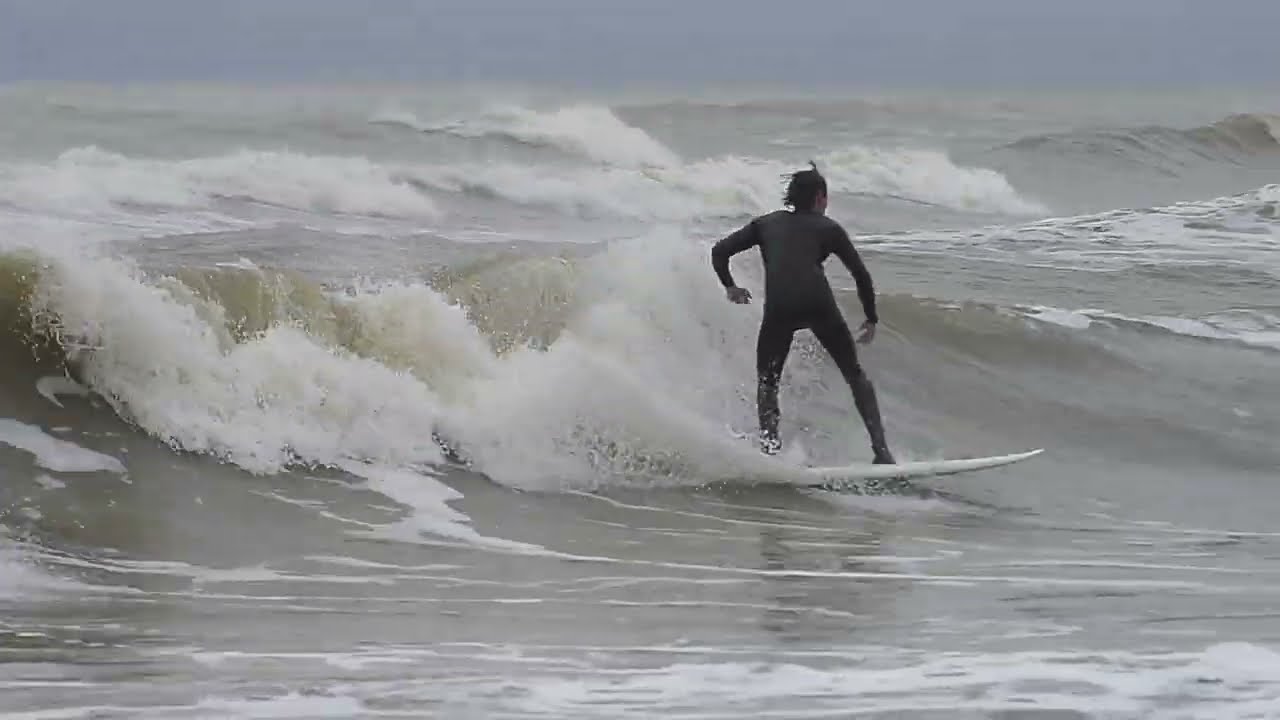 48 degrees Surfing in Texas