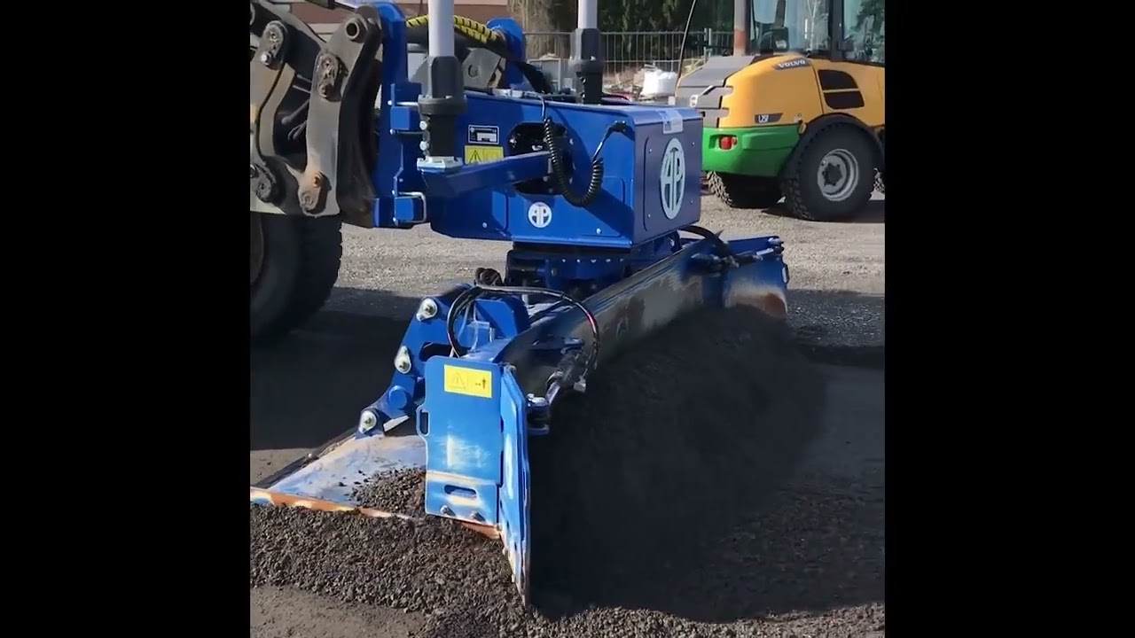 AP 3D Leveller kombinerer to maskiner i en, AP Bullblaster Leveller og AP Powerblade.
