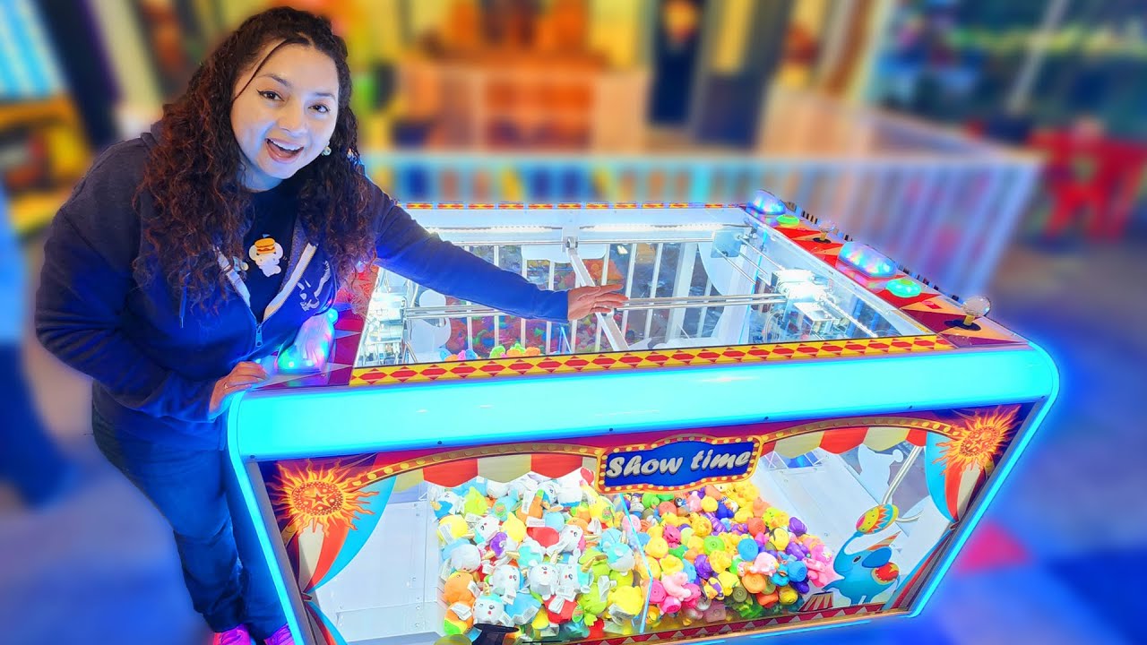 It's SHOWTIME! - COOL Claw Machine!