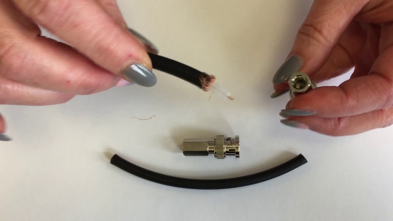 Montageanleitung-132: BNC Aufdrehstecker für RG 59