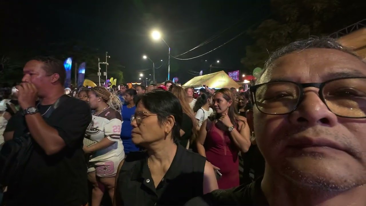 t vat owru yari street party