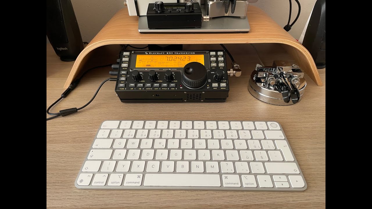 Sunday evening on the air with Vibroplex Blue Racer (2025-09-07)