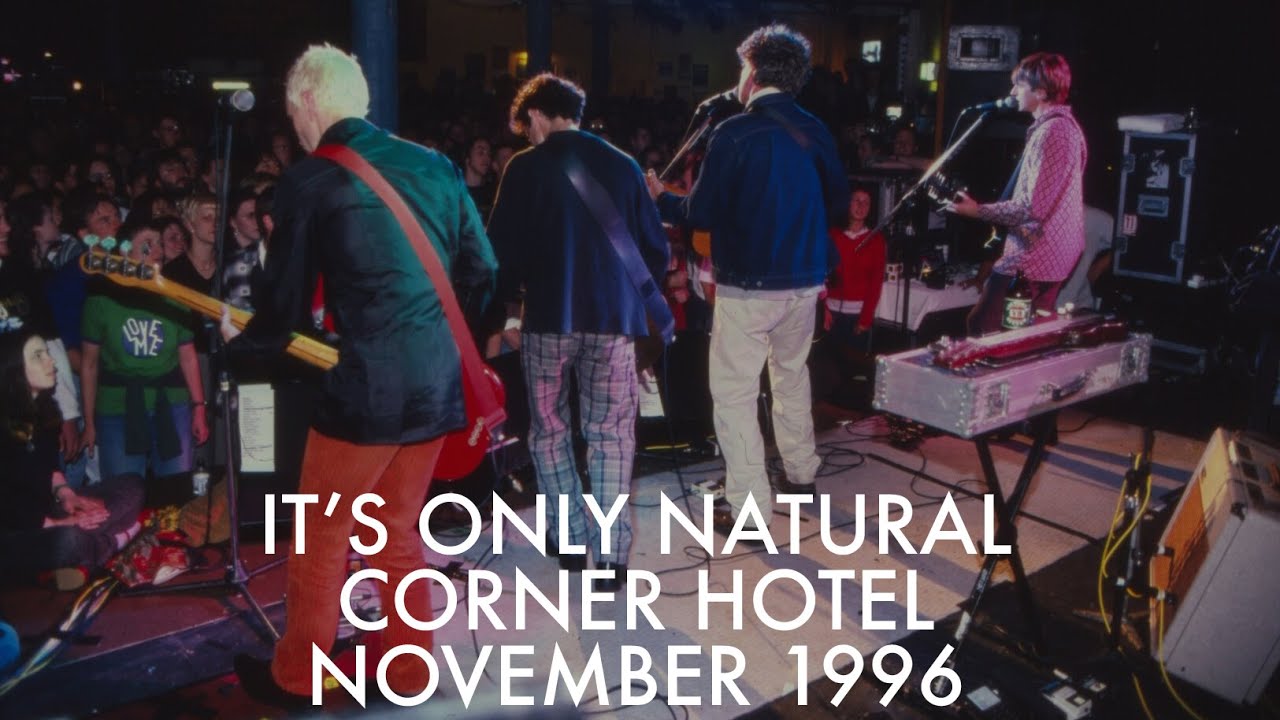 Crowded House- Live. 