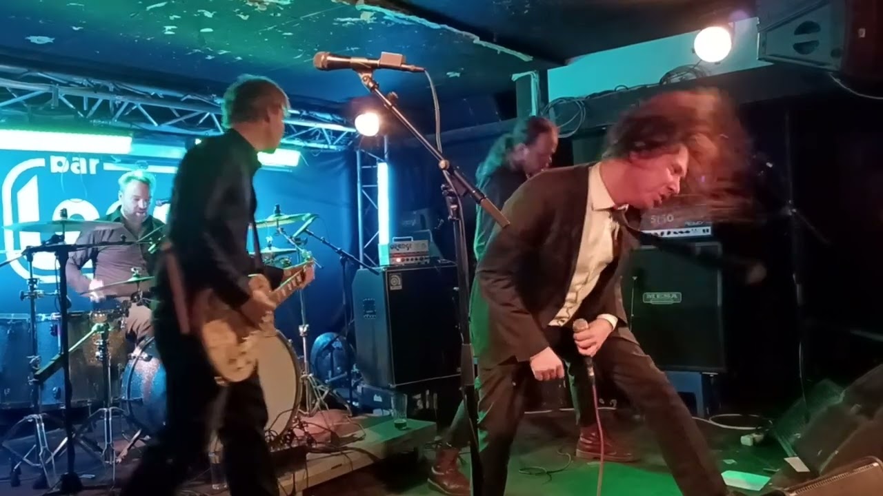 Bob Malmström Dra åt helvete och dö & Tala svenska eller dö