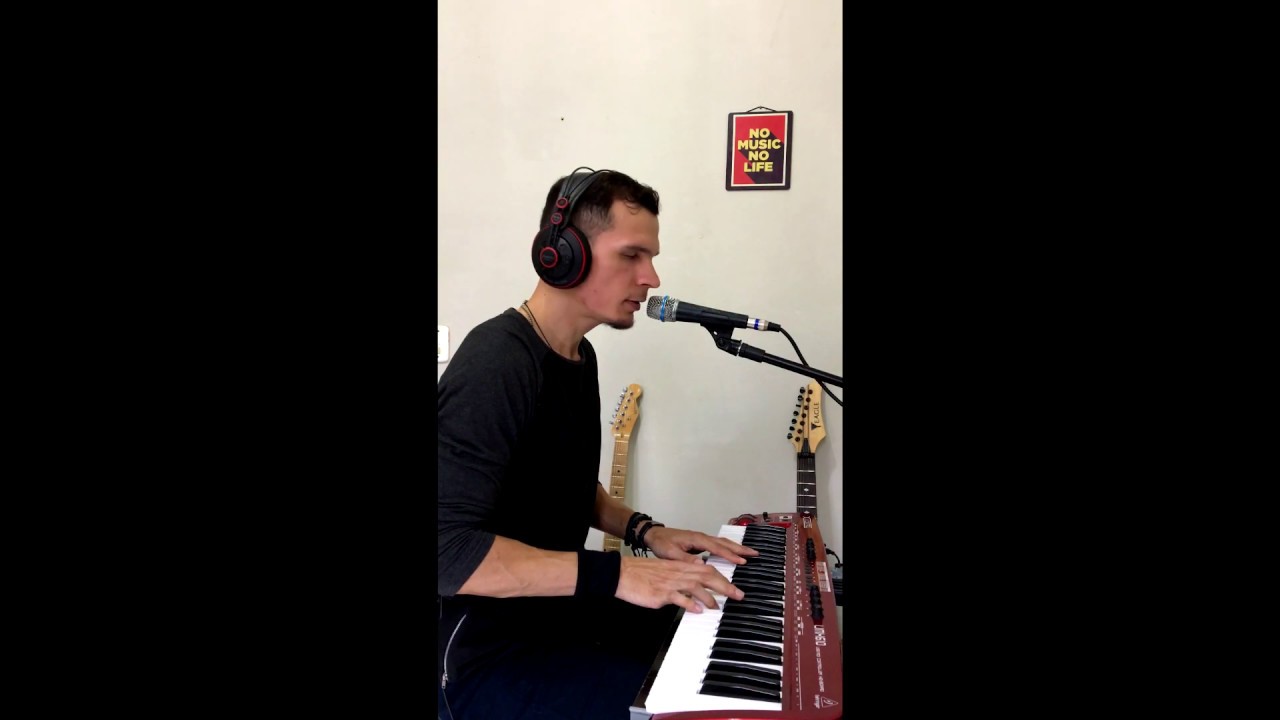 Muse - Blackout - (Piano and Voice Cover)