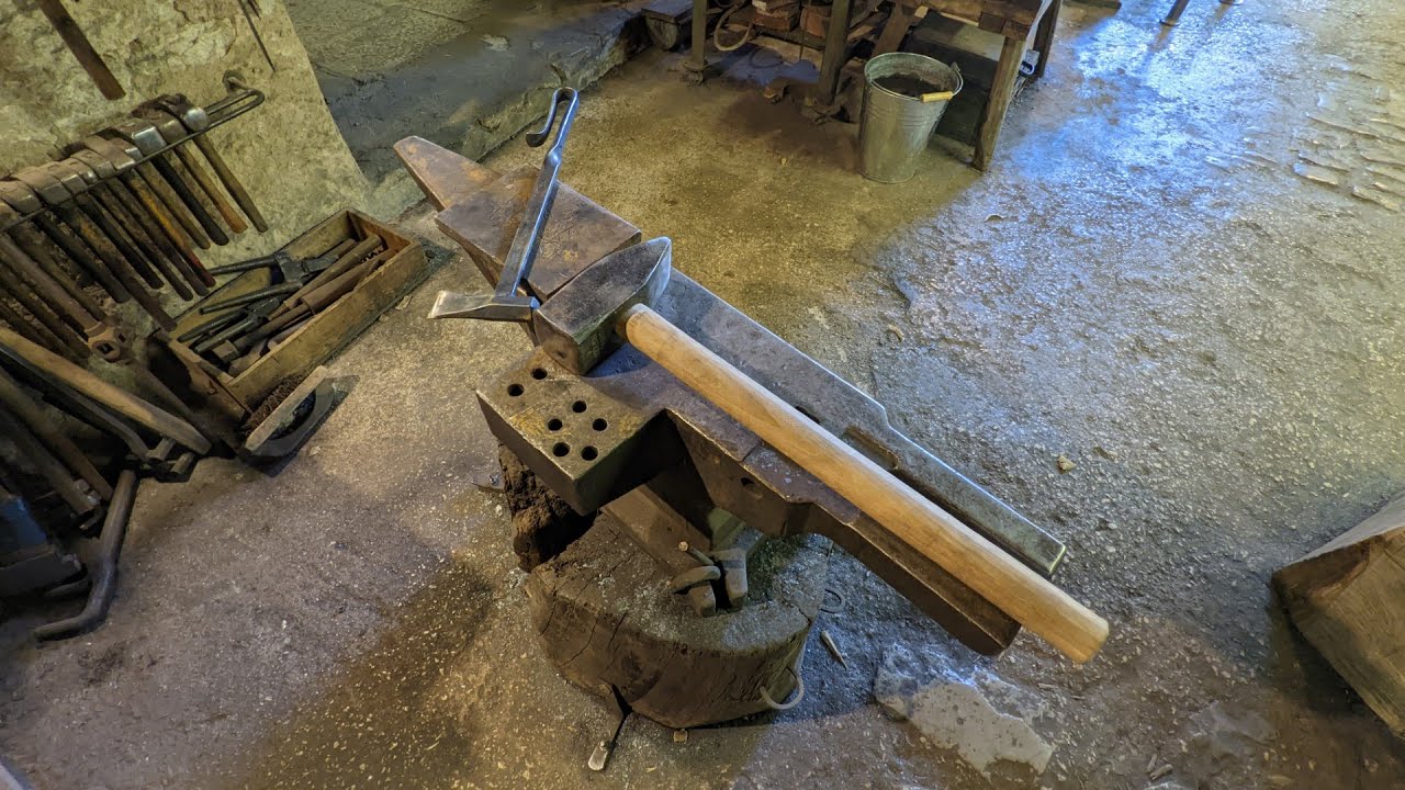 Messer schmieden in der alten Hammerschmiede Thalmannsfeld