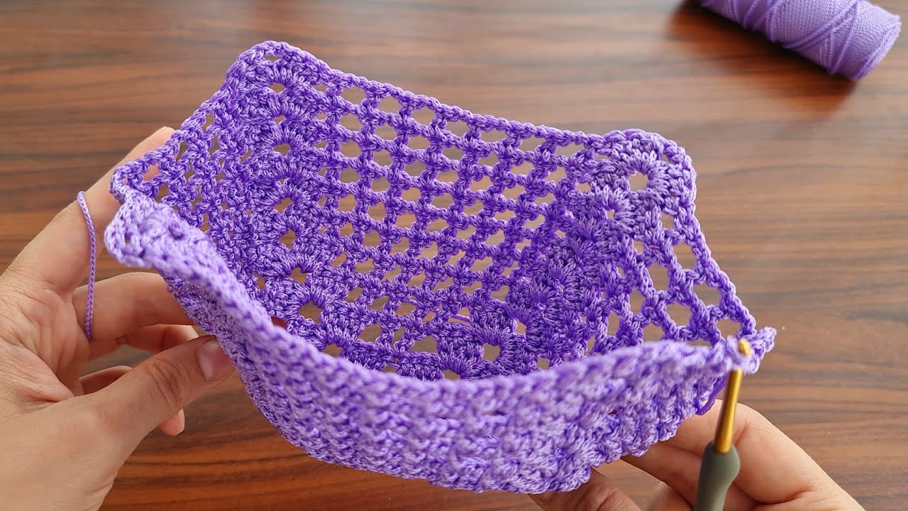 Very easy. How to make a super beautiful crochet knit bag. Çok kolay çok güzel örgü çanta yapımı