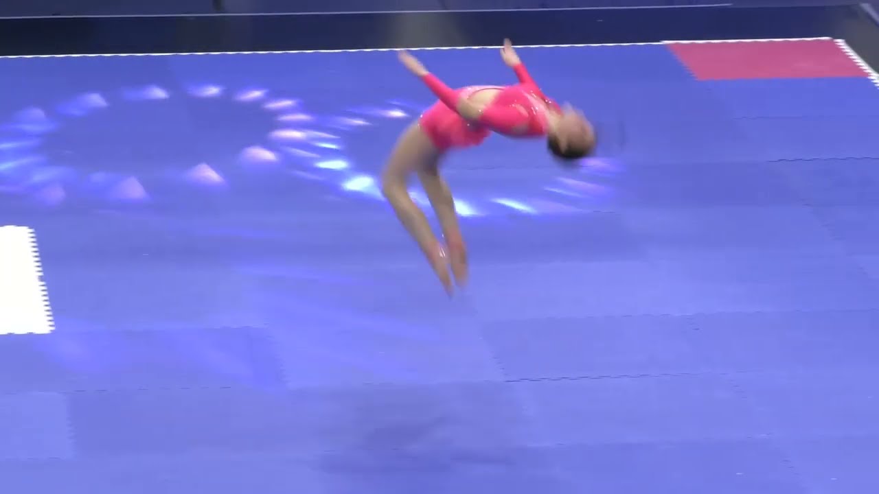 Debreceni Piruett Tánc Sportegyesület: Nagy Fruzsina acro solo