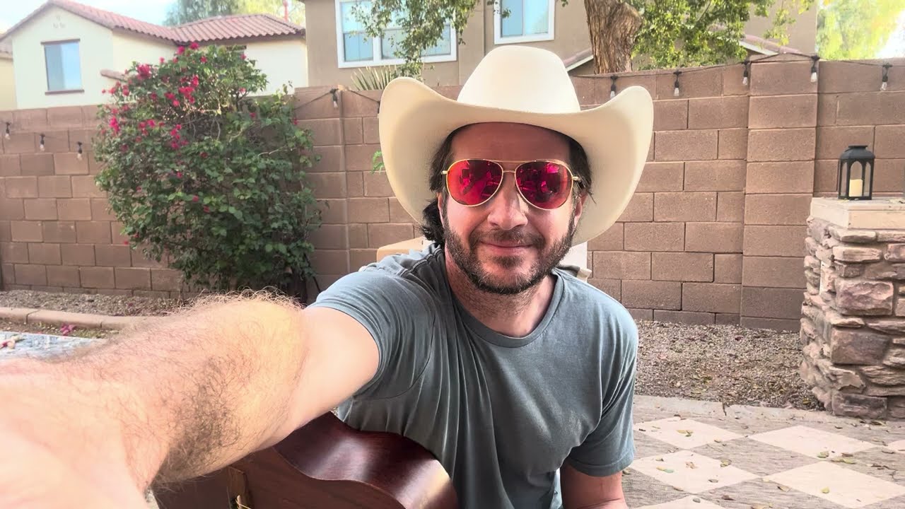 Gavin Adcock - Loose Strings Cover