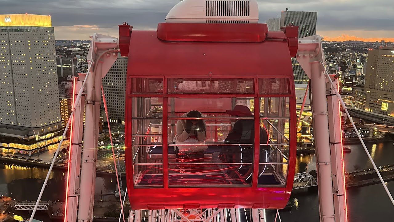 Roda Gigante Cosmo Clock 21 em Yokohama ( 112m de Altura e uma Vista Surreal da Baía de Yokohama)