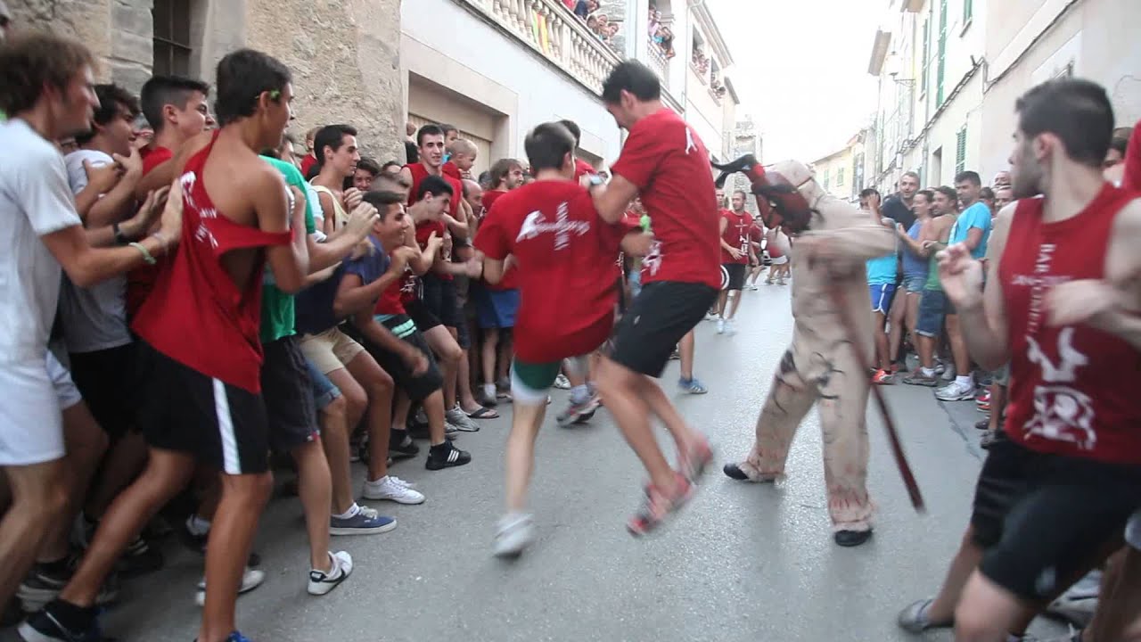 mallorcaenfestes.com - Dimoni de Montu&iuml;ri