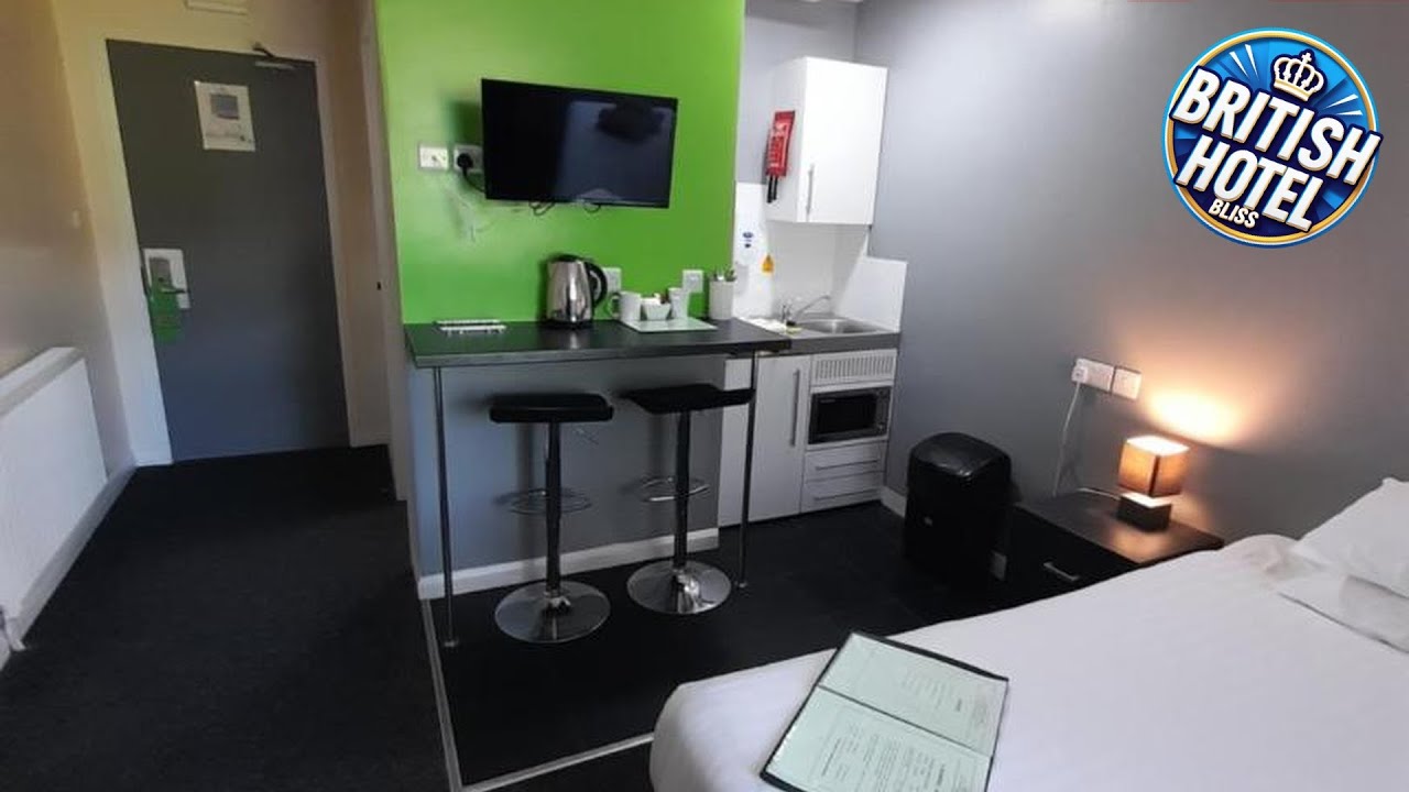Lymedale Suites Stoke on Trent | Stoke On Trent, United Kingdom | Hotel Review ⭐
