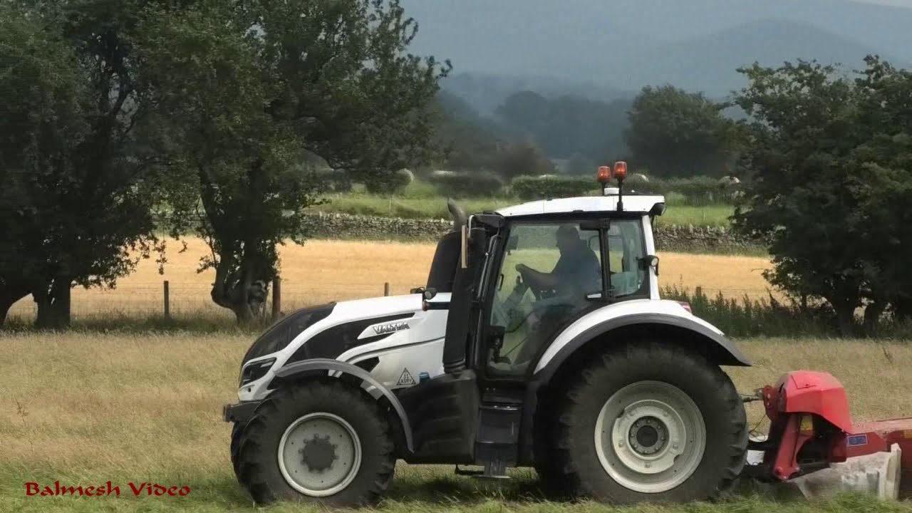 Haylage '20 - Mowing with White Valtra.