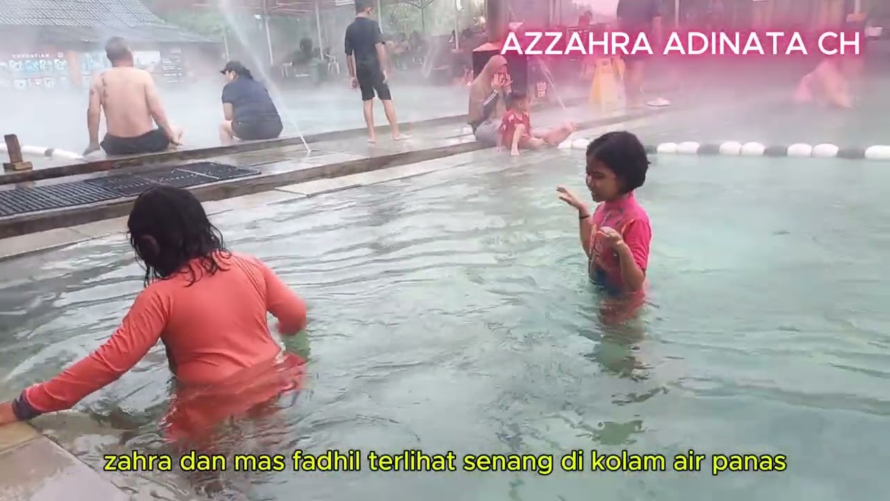 ZAHRA LIBURAN KE PEMANDIAN AIR PANAS CIATER SUBANG