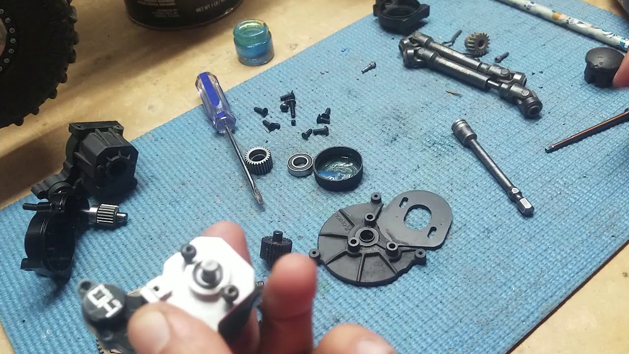 Hot Racing Axial Wraith Bombproof Transmission Build
