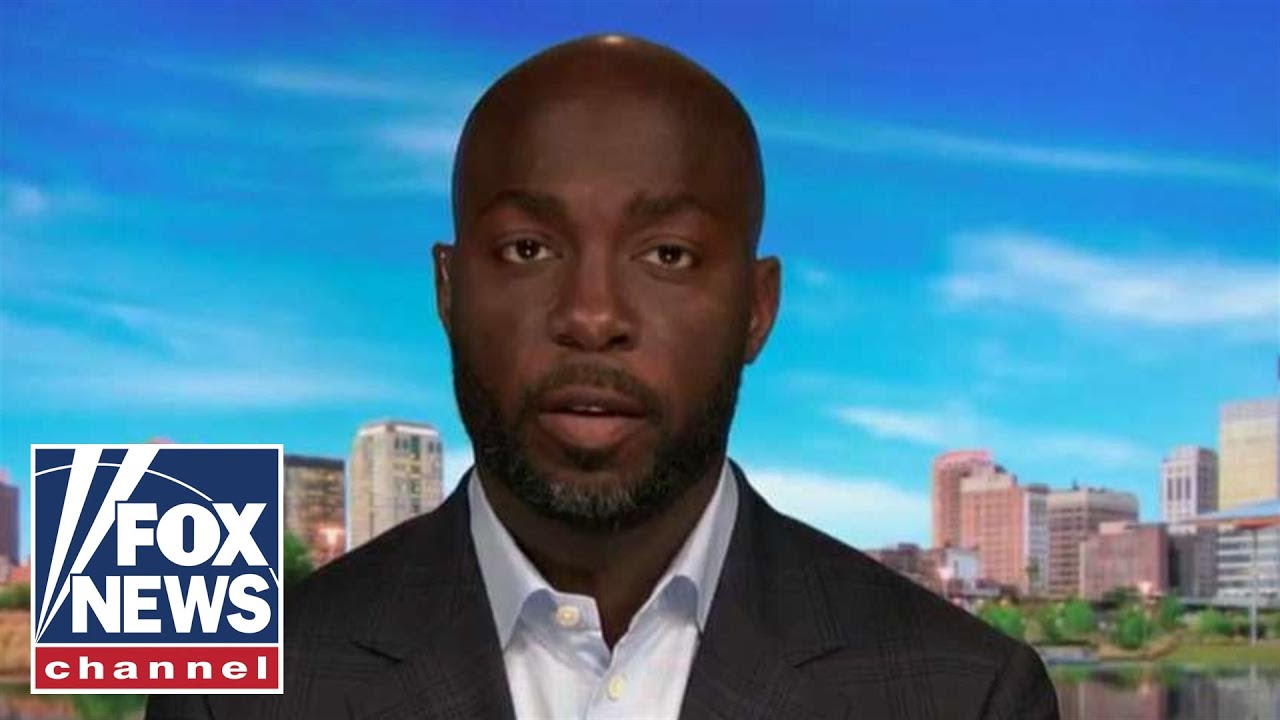 Pastor says he faced backlash over meeting with Trump