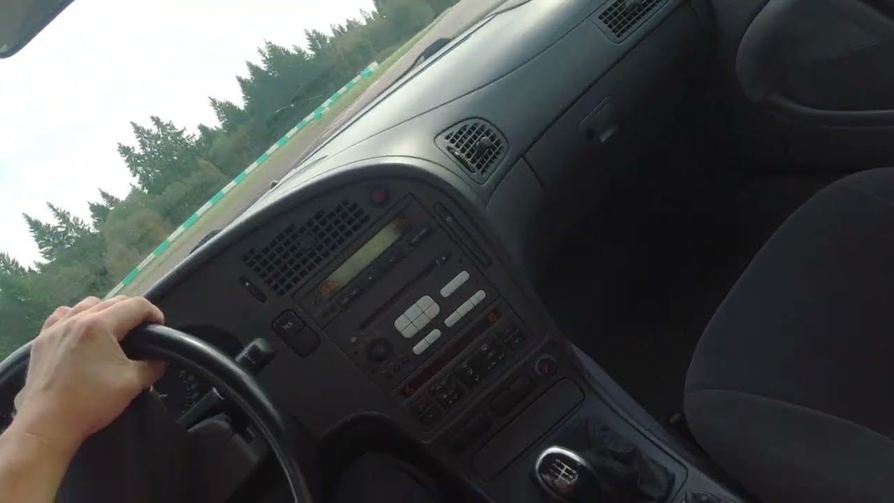 500+bhp Saab 9-5 7800rpm @ STCS trackday Gälleråsen Arena