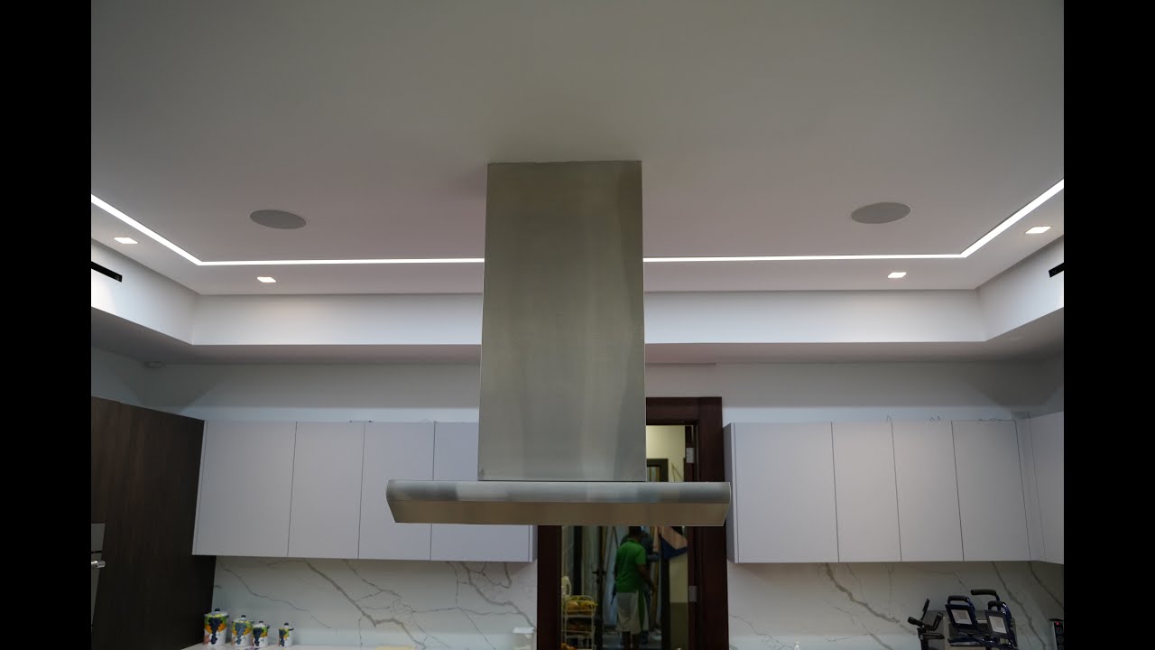 Instalación de extractor de isla Thermador