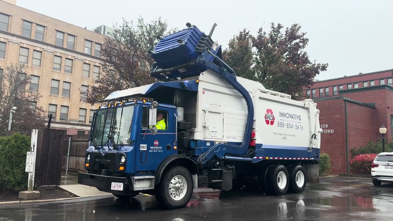 Innovative Waste Systems 79 ~ Mack MRU Heil Front Loader
