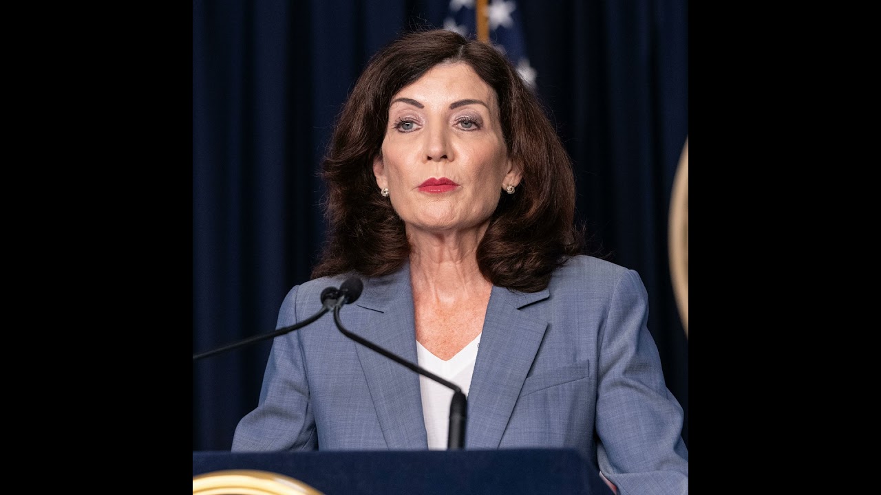 Gubernator Hochul ma nadzieję op&oacute;źnić wdrożenie prawa klimatycznego