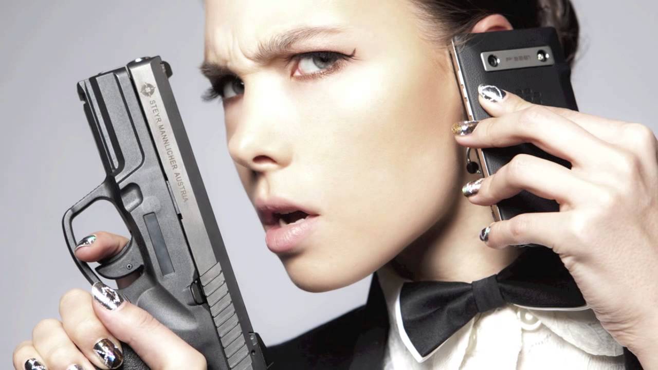 Blackberry Porsche Design P'9981