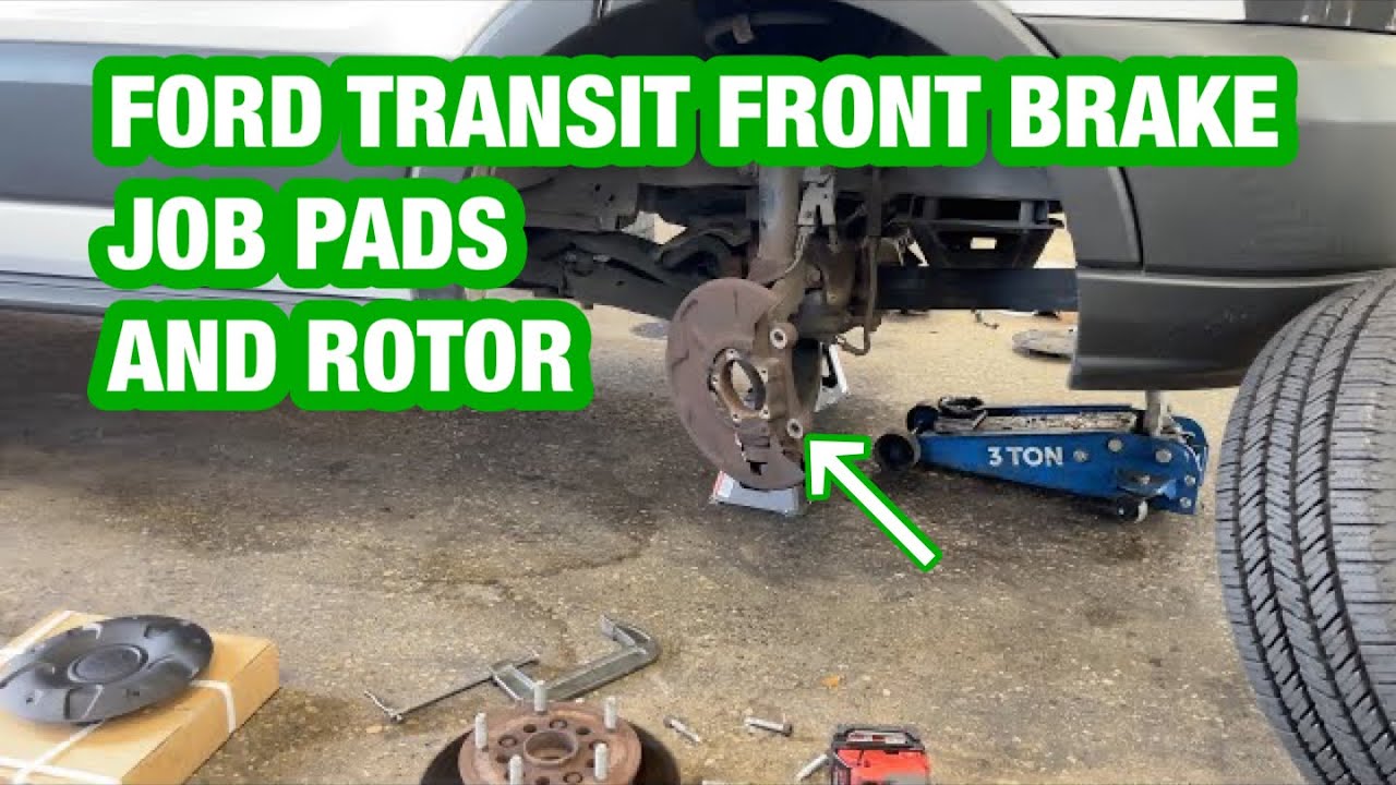 Установка колодок и роторов передних тормозов Ford Transit