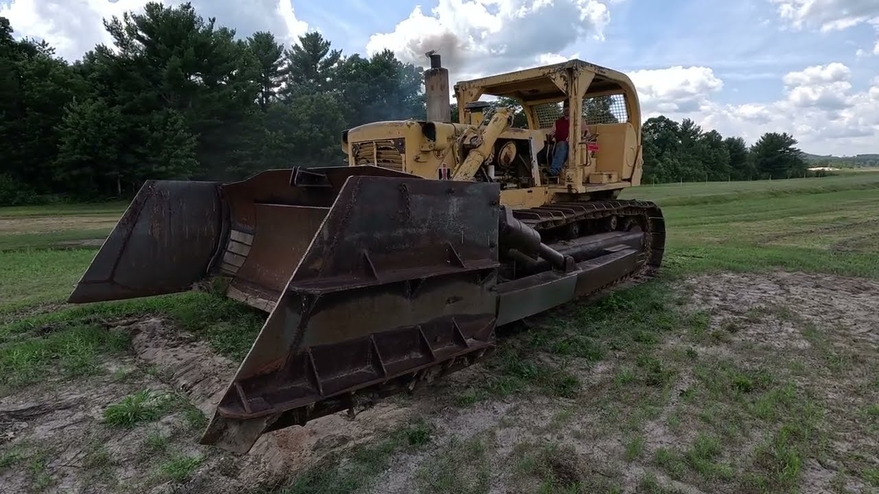 3549 - 1972 International TD25 Dozer Will Be Sold At Auction!