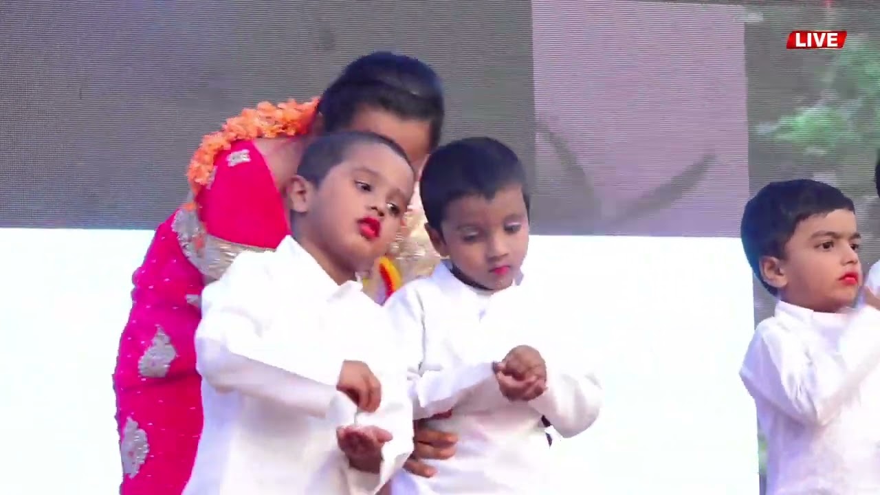 FATHER-MOTHER Theme Dance By LKG Kids @ Shining Star 10th Annual Day