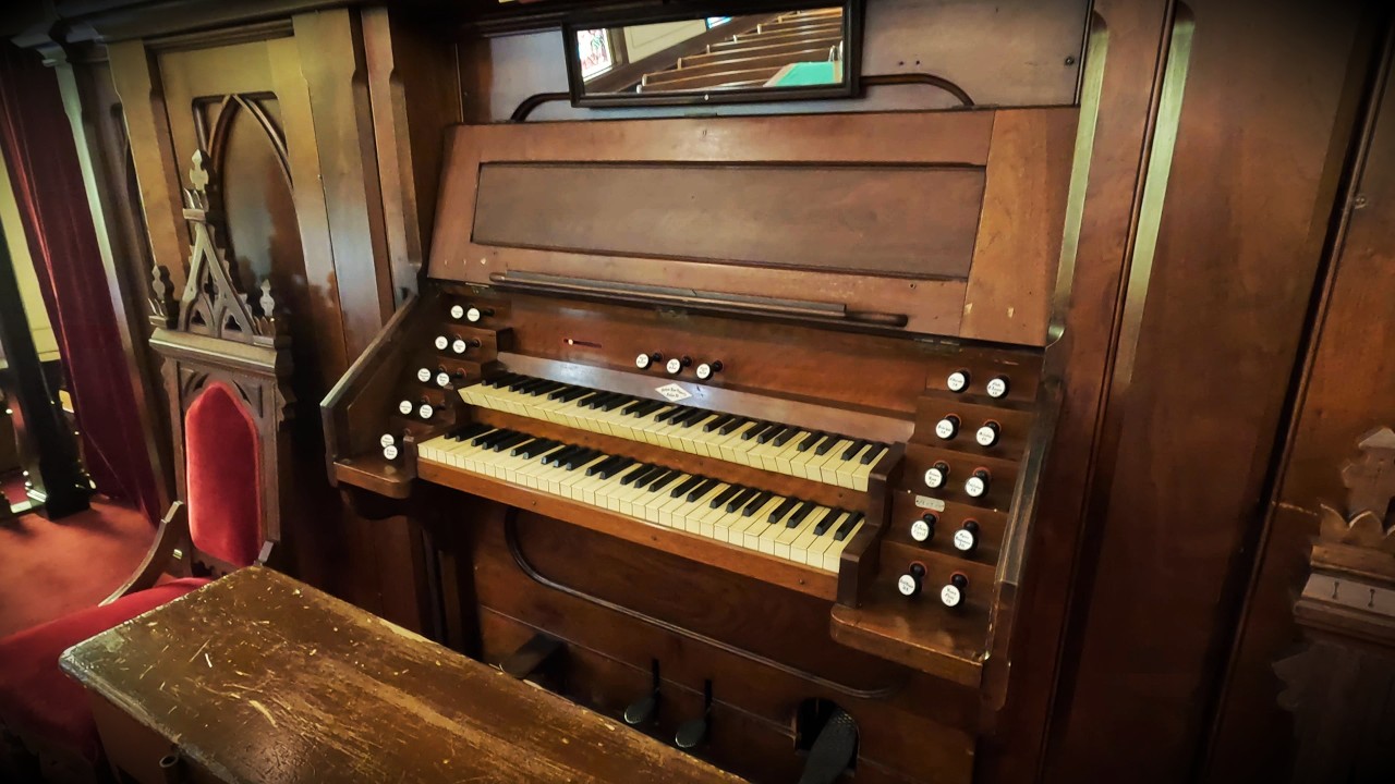 Орган компании Moline Organ Company 1885 года — Объединенная методистская церковь Галены — Галена...