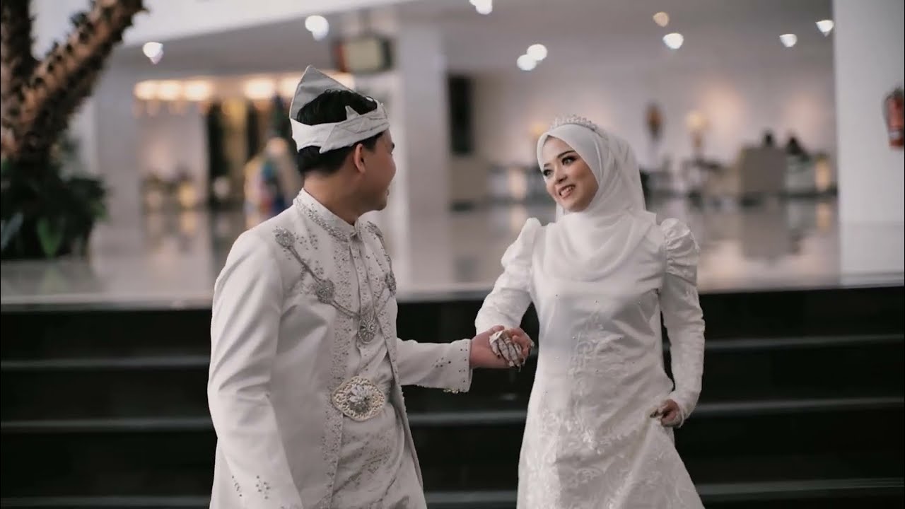 Cinematic the Wedding W&R
