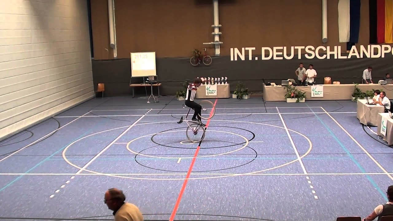 Deutschland-Cup 2010 im Kunstradfahren mit Simon P im 1er Elite