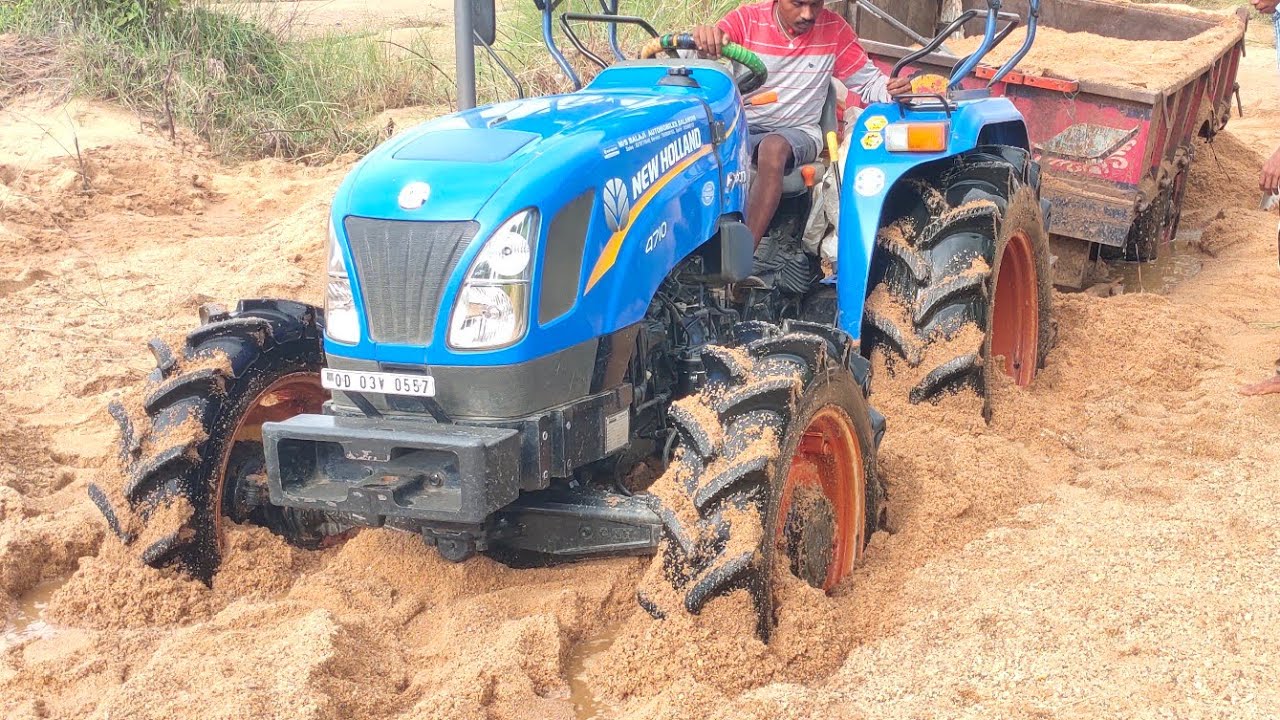 4WD NewHolland~4710-4WD trolly performance in river sand loading Tractor Video/2022