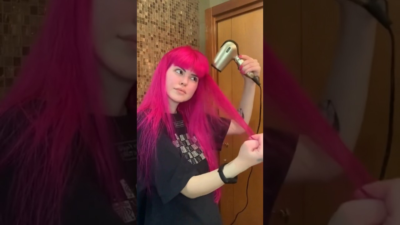 @lunastor7a using Manic Panic Hot Hot Pink! 🩷🔥