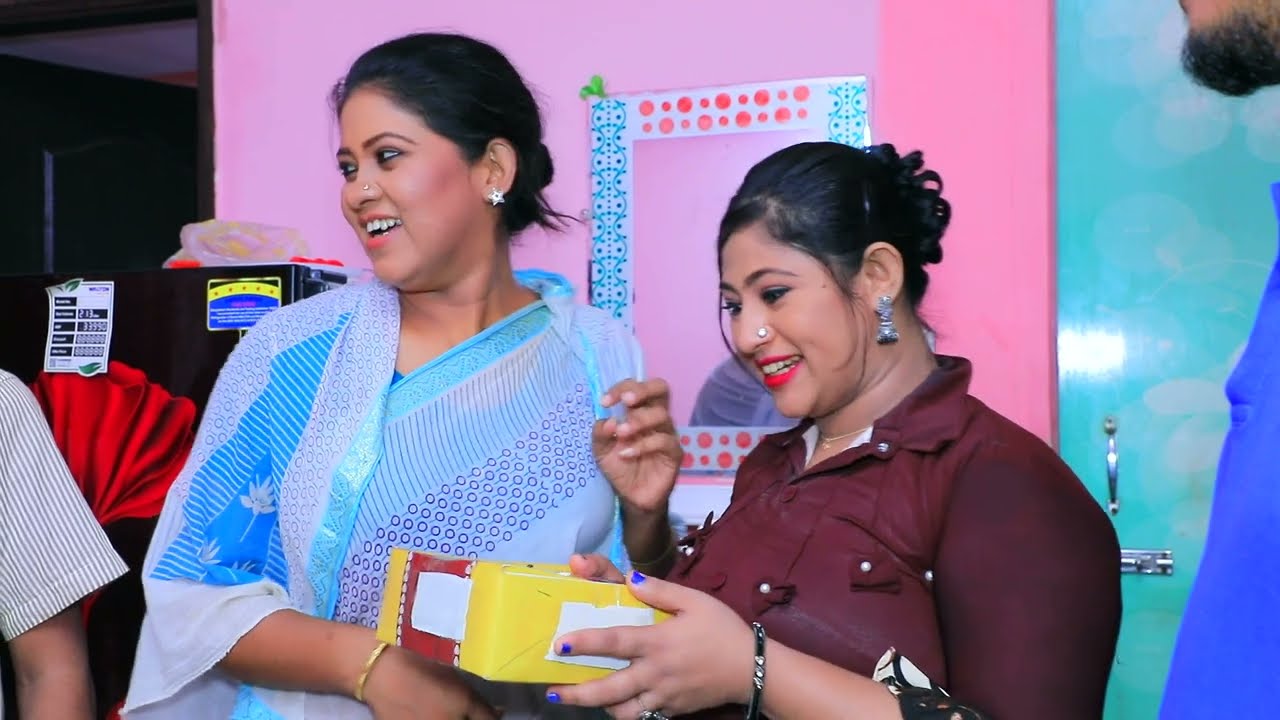 খাদক বউ যা পায় তা খায় ,এমন হলে কি সংসার চলে | Music Plus Comedy