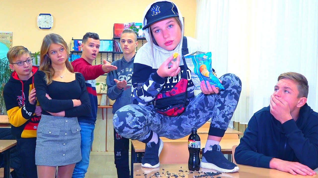 ПАЦАНКА В КЛАССЕ !!!