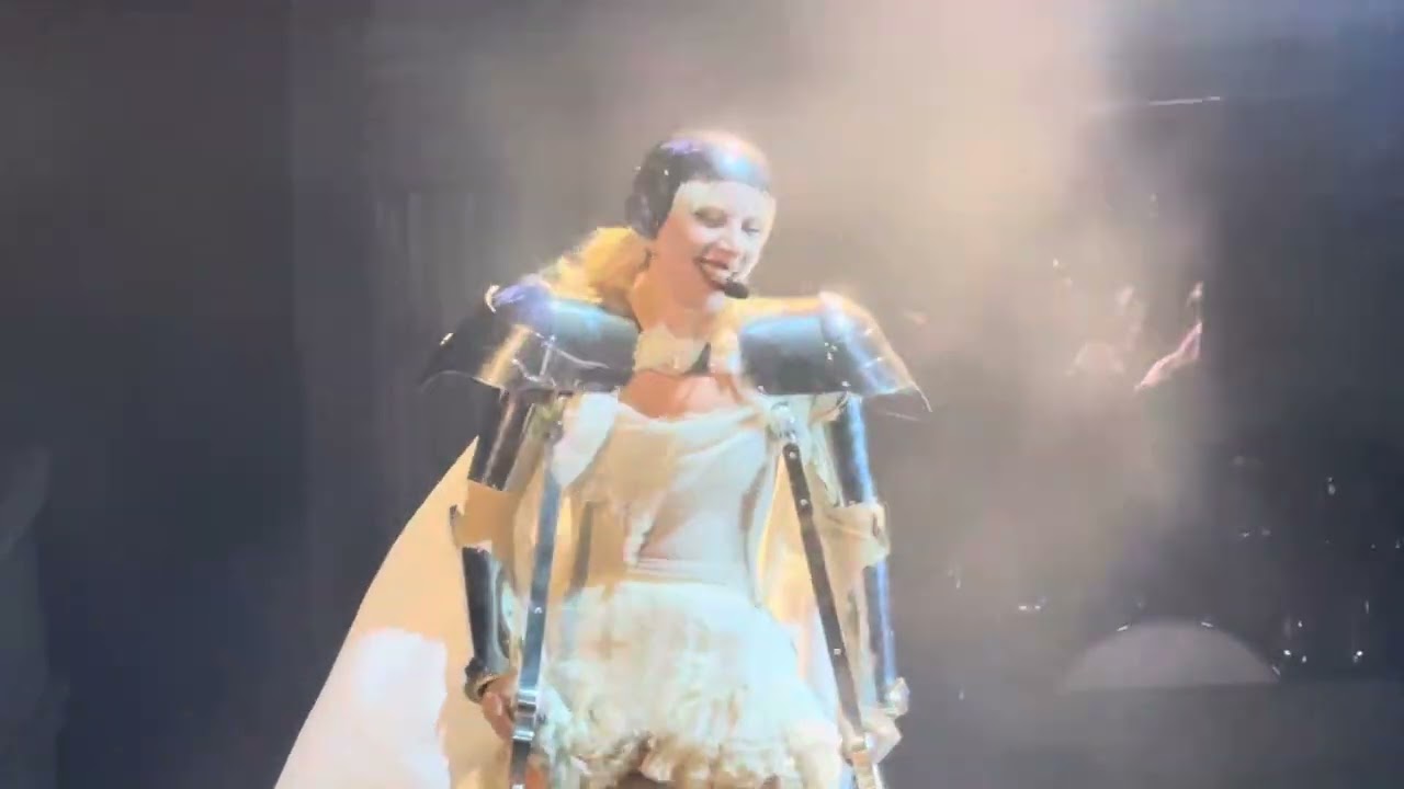 Lady Gaga performs Paparazzi at Coachella on 4.11.25