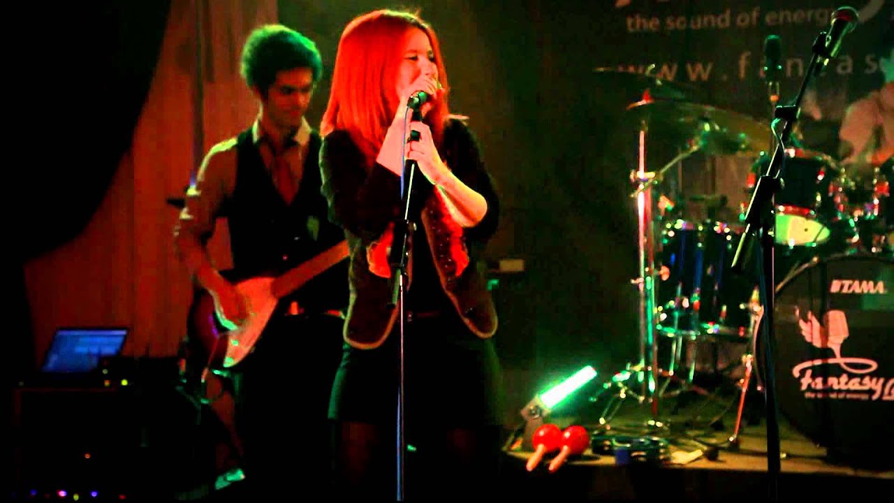 Brigitta & Fantasy Band - Please don't stop the music (Rihanna cover)