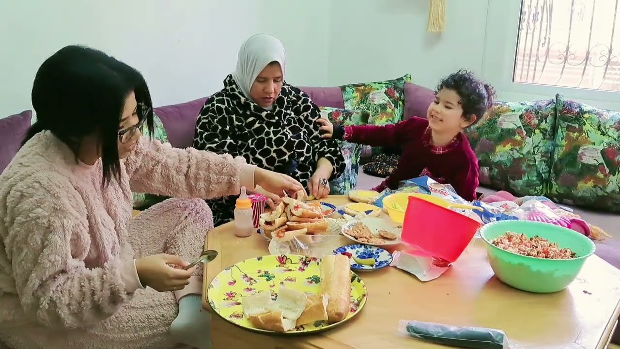 حورية عاوناتي ليوما فالفطور 🥰اجيو تشوفو صدماتني 😱